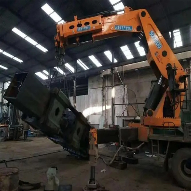 福清130吨折臂吊车出租吊机租赁附近电话